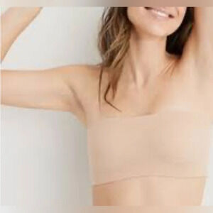 NWT 2x Aerie beige seamlesss lightweght strappy padded stretch comfortable bra L